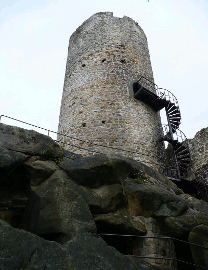 357 Věž hradu Frýdštejn