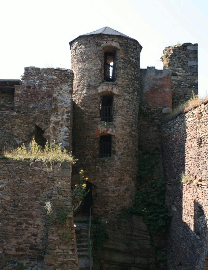 385 Věž hradu Hasištejn